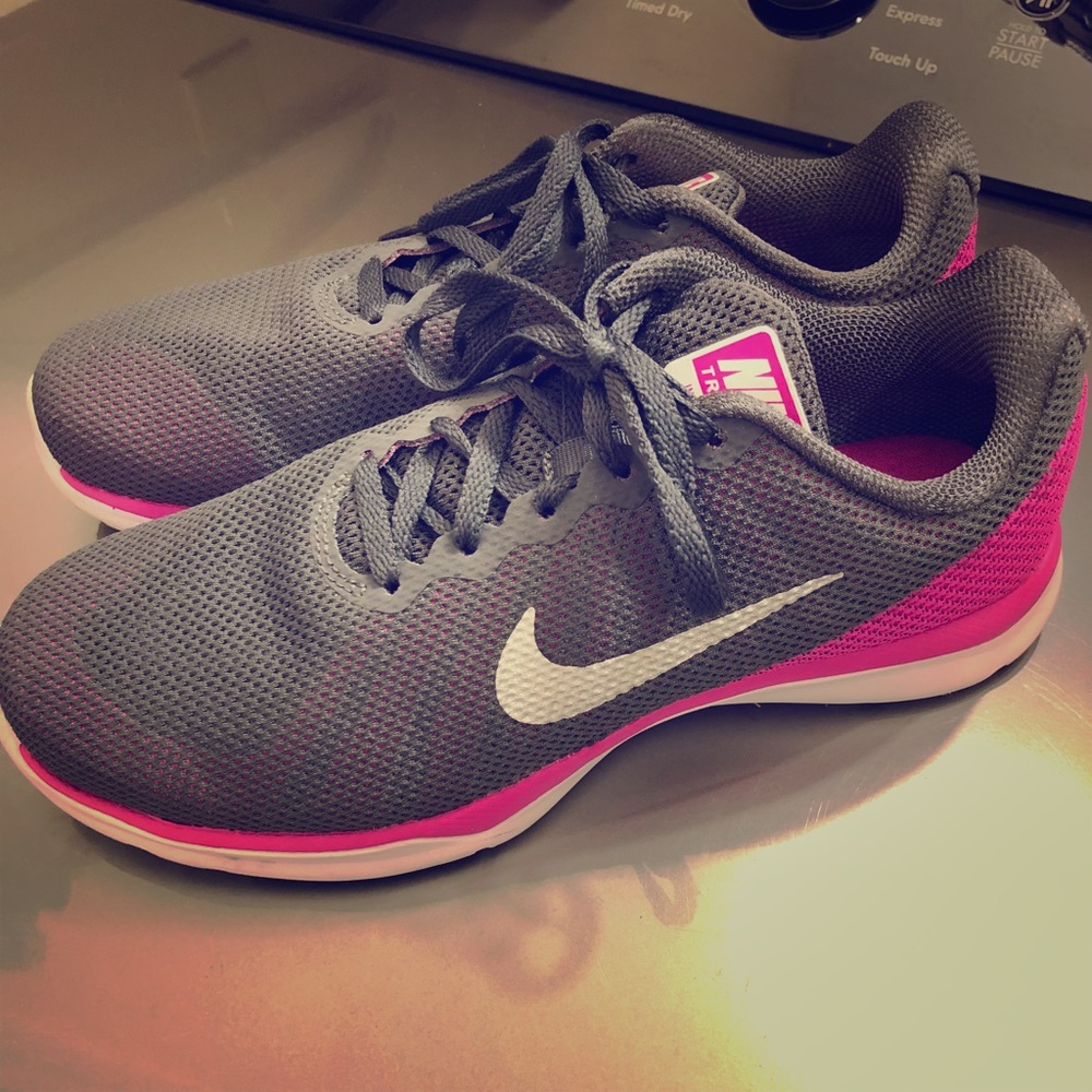 Excellent Condition Nike Tennis Shoes